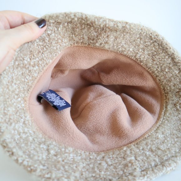 GAP Fuzzy Boucle Bucket Hat - Picture 4 of 7